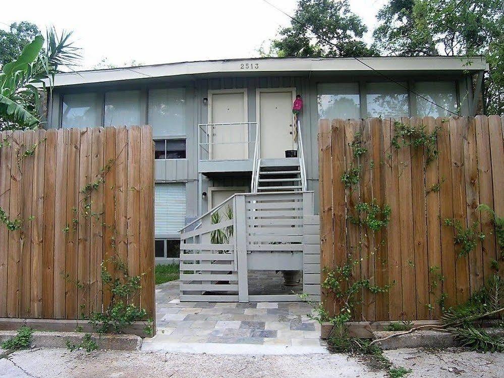 Modern B & B Houston Ngoại thất bức ảnh