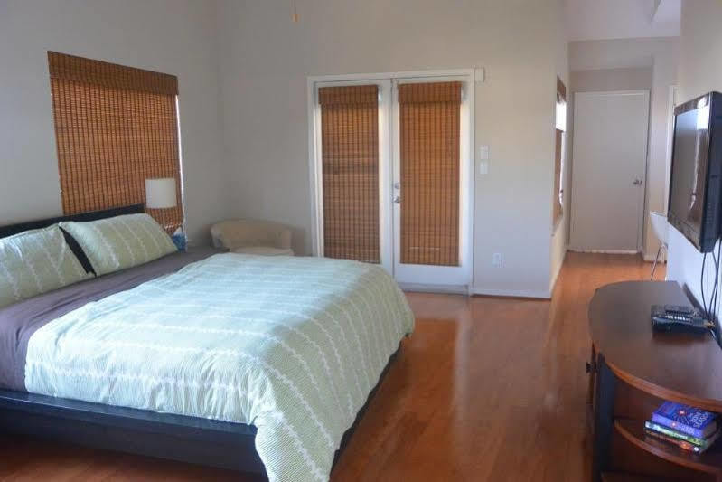Modern B & B Houston Ngoại thất bức ảnh
